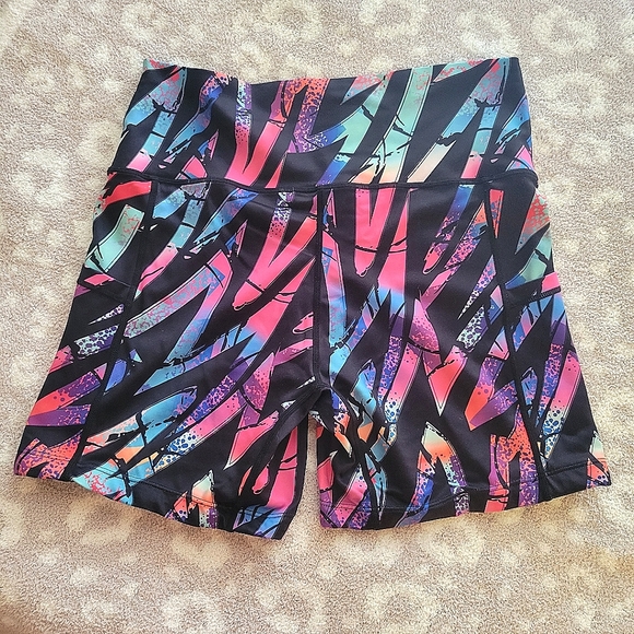 CVG Saved by the 90's Medium - Picture 6 of 6